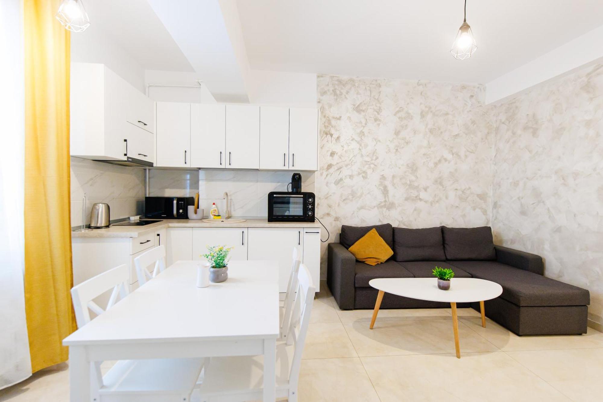 Luxury Glam Apartments Iasi At Lazar Palas Extérieur photo