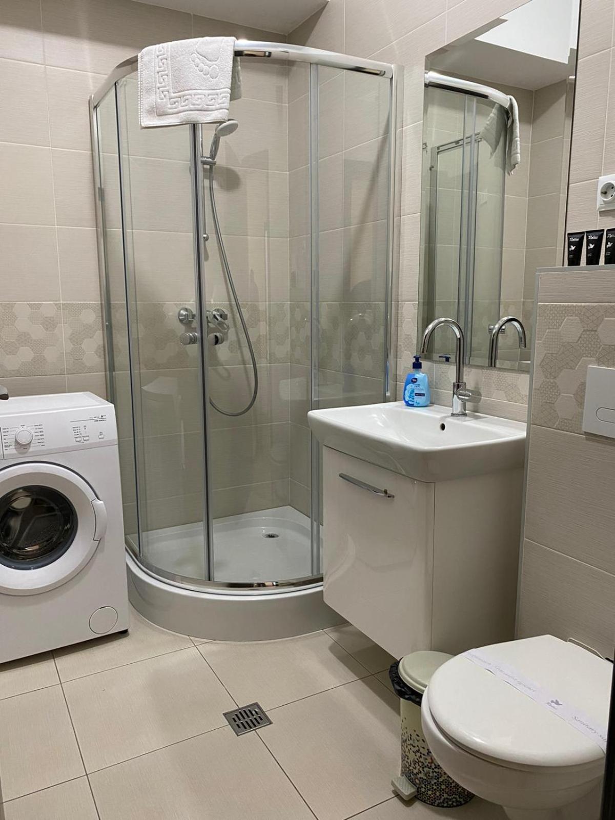 Luxury Glam Apartments Iasi At Lazar Palas Extérieur photo