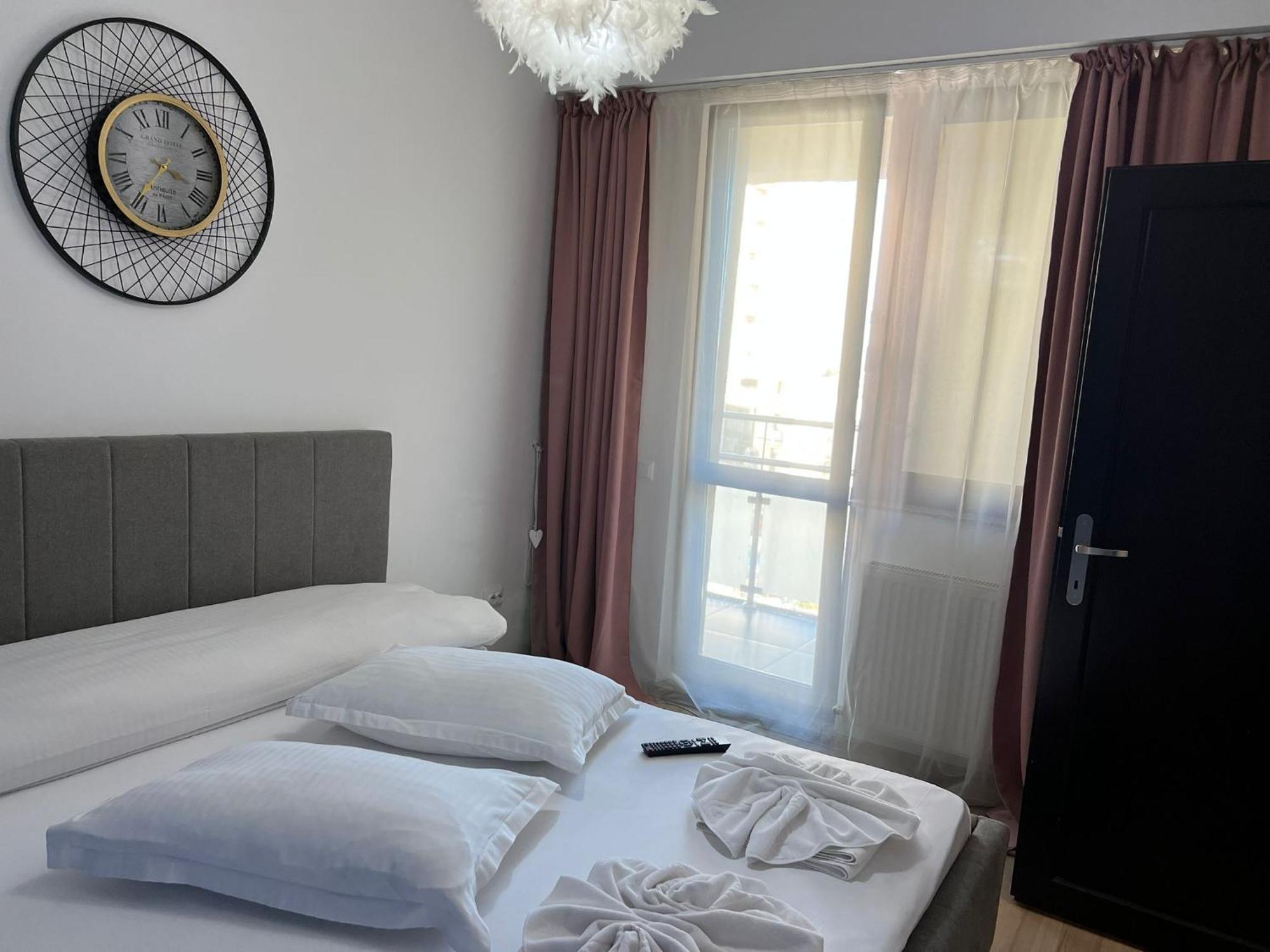 Luxury Glam Apartments Iasi At Lazar Palas Extérieur photo