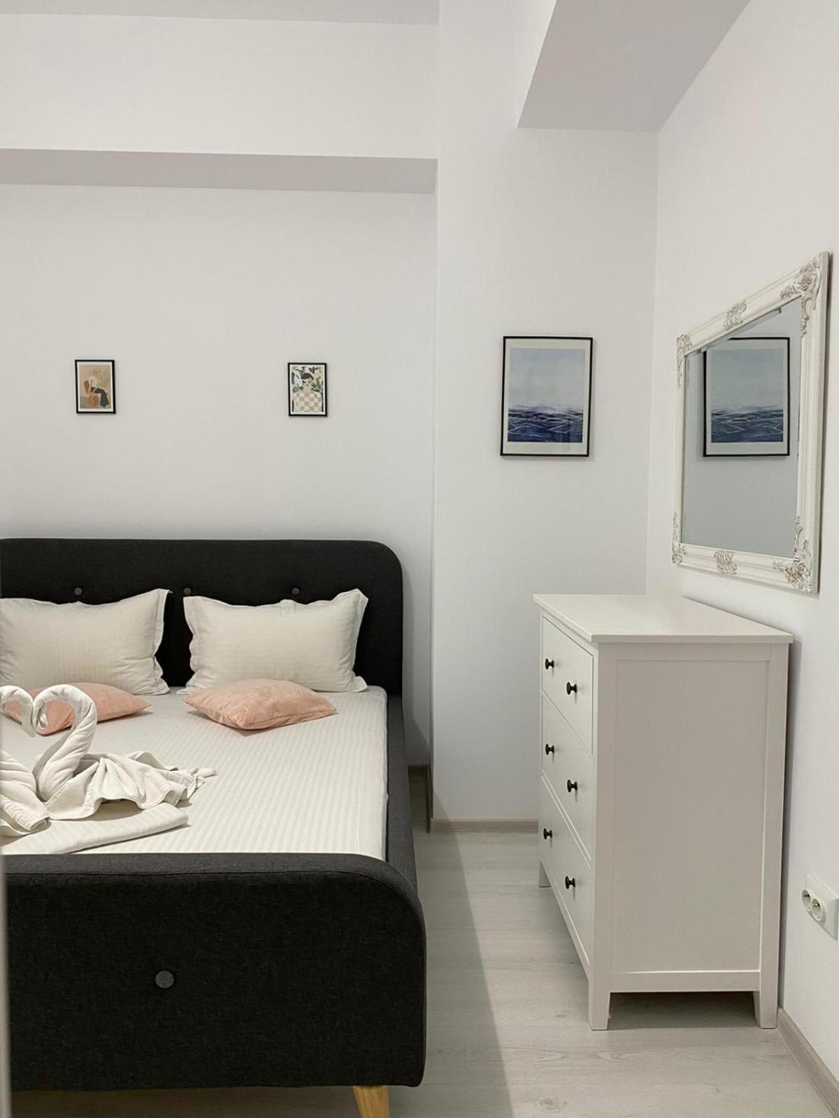 Luxury Glam Apartments Iasi At Lazar Palas Extérieur photo