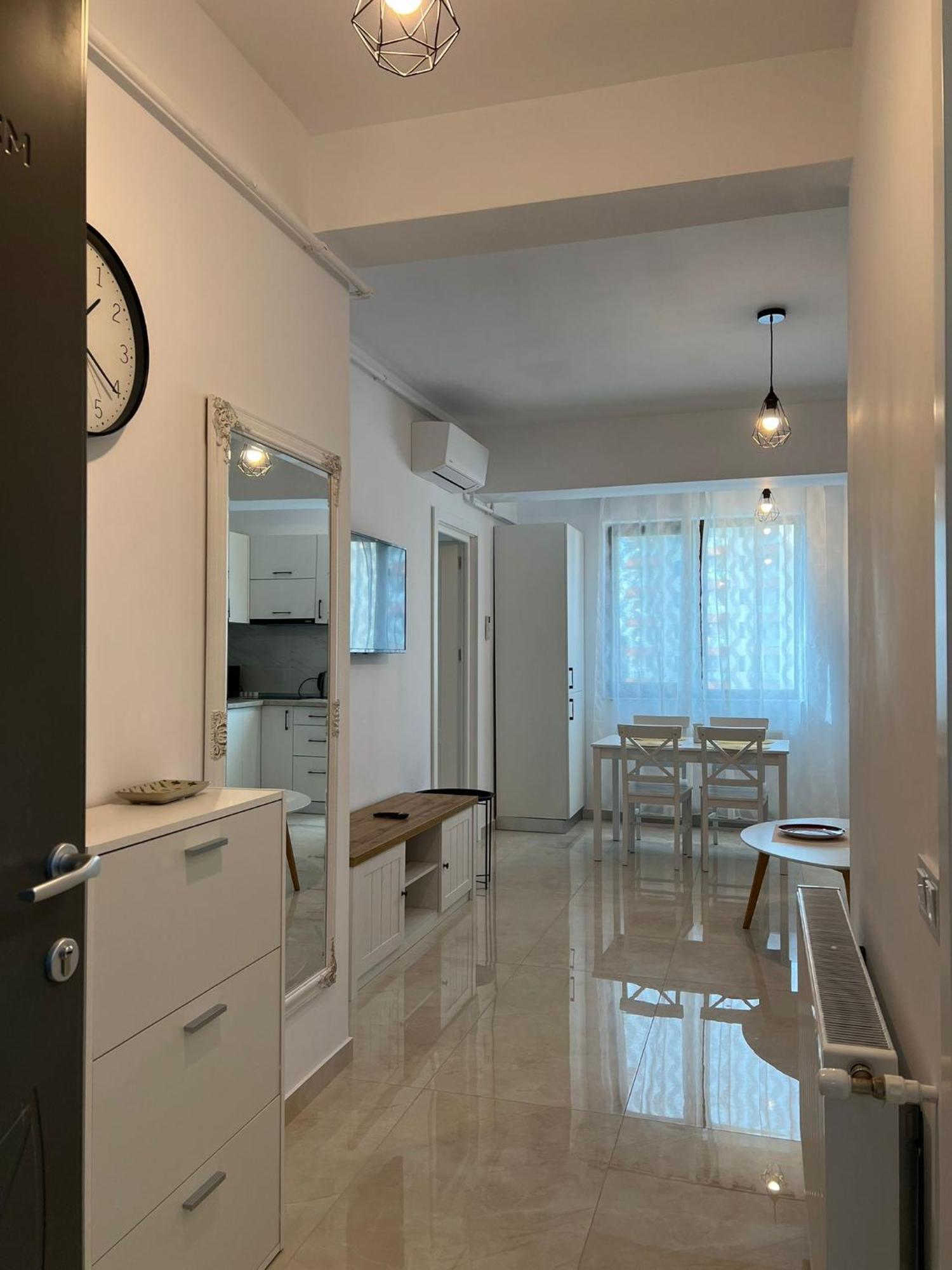 Luxury Glam Apartments Iasi At Lazar Palas Extérieur photo