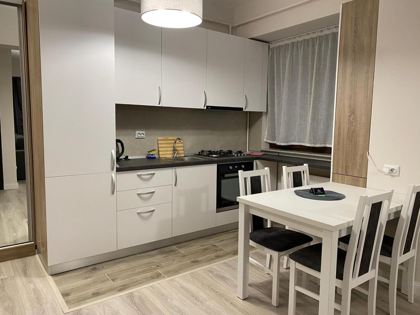Luxury Glam Apartments Iasi At Lazar Palas Extérieur photo